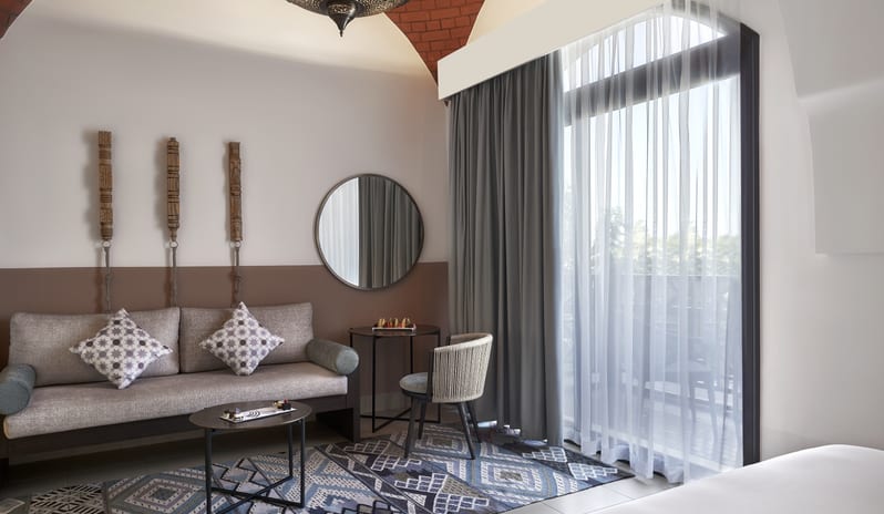 middle-east-holidays-ras-al-khaimah-the-cove-rotana-resort-guest- room